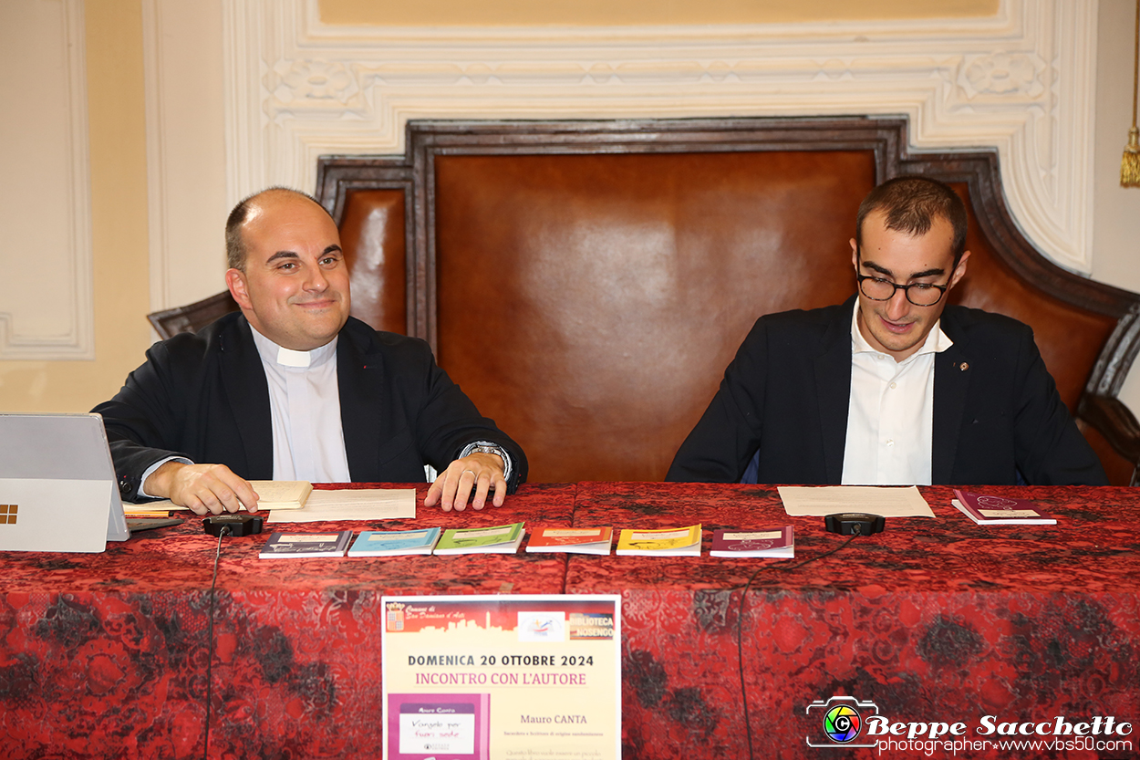 VBS_3244 - Presentazione Libro 'Vangelo per Fuori Sede' di Don Mauro Canta.jpg